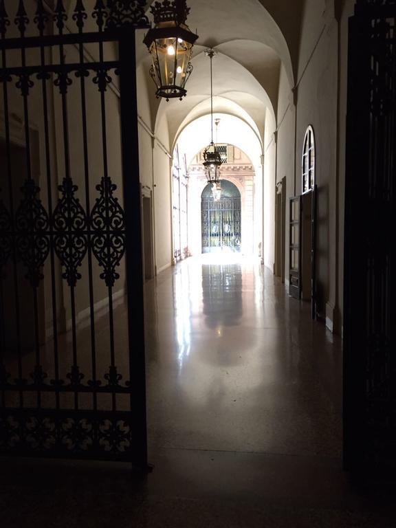 Palazzo Bargellini Panzacchi Apartments Bologna Buitenkant foto